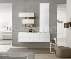 Salle de Bains Italienne en Ocritech blanc façades menthe avec Vasque Intégrée et Éléments Suspendus - 4